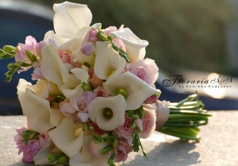 buchet mireasa cale roz